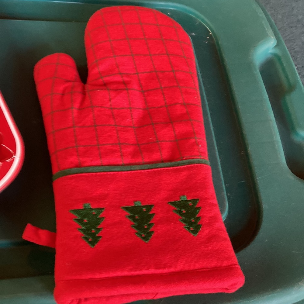 Holiday Kitchen Gift Items NWT - Picture 4 of 8